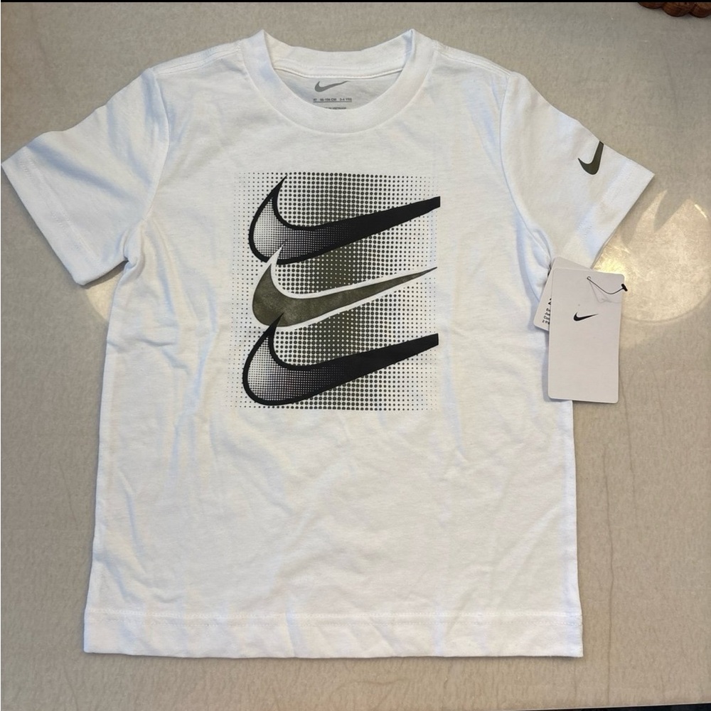 Nike White and Black Graphic Tee